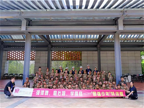 西安旅游學(xué)院是幾本 西安導(dǎo)游禮儀職業(yè)技術(shù)學(xué)院